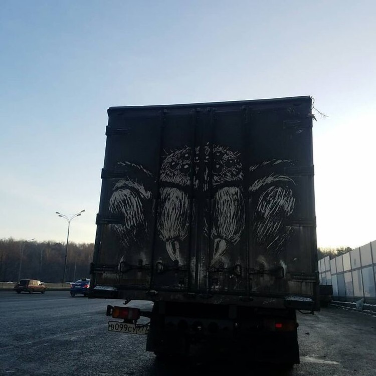 fotoinet truk kreatif Nikita Golubev