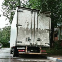 fotoinet truk kreatif Nikita Golubev