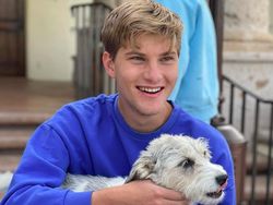 Penampilan Terkini Putra Bill Gates yang Misterius