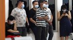 Keluarga Penumpang Sriwijaya Air Datangi Bandara Pontianak