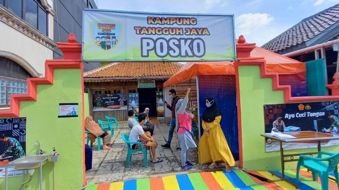 Tekan COVID, Kapolda Metro Bangun 126 Kampung Tanggung di RW Zona Merah