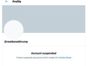 Sederet Selebriti Bersuka Cita Usai Twitter Tutup Akun Trump