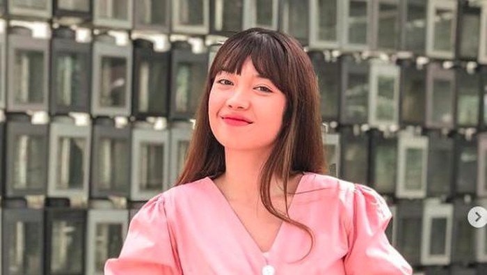 Bella Kuku mirip Lisa BLACKPINK