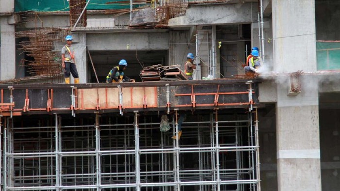 Bisnis Properti Mulai Bergeliat di Tengah Pandemi Bisnis properti di Tangerang mulai bergeliat di tengah pandemi. Para pengembang optimistis sektor properti mendapatkan momentum perbaikan.
