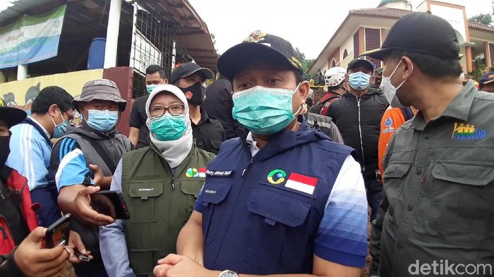 Bupati Sumedang sebut perumahan yang longsor di Cimanggung tak layak huni