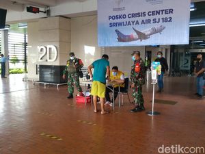 Crisis Center Soetta Sudah Terima 34 Laporan Keluarga Sriwijaya Air SJ182