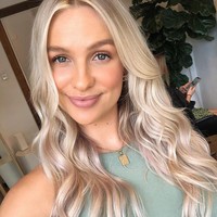 Kehamilannya pun jadi kontroversi karena banyak orang yang mempertanyakan ayah dari bayi tersebut. Lantaran, Isabelle tidak pernah menunjukkan siapa pasangannya.  Foto: dok. Instagram