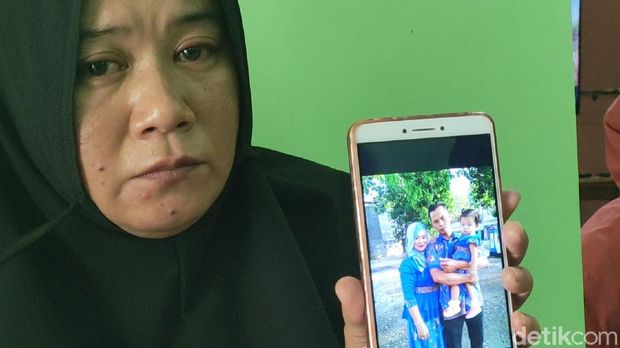 Istri kakak beradik asal Sragen yang jadi korban pesawat Sriwijaya Air SJ182 yang jatuh di Perairan Kepulauan Seribu.