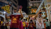 Namun, karena pandemi pihak berwenang membatalkan prosesi arak patung kayu Yesus Kristus tersebut karena dapat mengakibatkan kerumunan tanpa jarak.