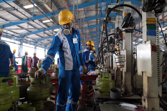 Pertamina salurkan LPG 3 kg