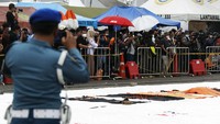 Pesawat Sriwijaya Air rute Jakarta-Pontianak dengan nomor penerbangan SJ182 jatuh di antara Pulau Laki dan Pulau Lancang, Kepulauan Seribu.