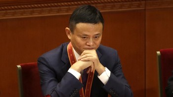 Kisah Jack Ma telah menjadi inspirasi banyak orang. Pasalnya miliarder ini bukan dari keluarga kaya. Ma memulai karir sebagai guru bahasa Inggris, di mana dia hanya menghasilkan US$12 sebulan atau sekitar Rp167.000 dengan kurs Rp15.325. (AP Photo)