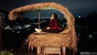 Seorang pengunjung yang berasal dari Kota Bontang mengaku tertarik dengan Puncak Dabo. Dia kerap melihat teman-temannya di media sosial berfoto dengan latar yang ada di kawasan wisata tersebut(Muhammad Budi Kurniawan/detikcom)