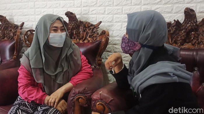 S (36) ibu yang dipolisikan anaknya kini penahanannya ditangguhkan, Minggu (10/1/2021)