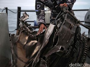 Ini Dasar Analisis KNKT soal SJ182 Tak Meledak di Udara dan Mesin Masih Hidup