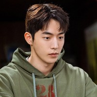 Karakter Nam Do San bikin penonton greget sampai akhir episode drama Korea Start-Up. Dalam drakor Start Up, Nam Joo Hyuk  yang memerankan Nam Do San mengalami jatuh bangun bersama Bae Suzy (karakter Seo Dal Mi) saat merintis bisnis. Di tahun 2020, Nam Joo Hyuk juga membintangi drakor The School Nurse Files dan film Josée. Foto: dok. tvN