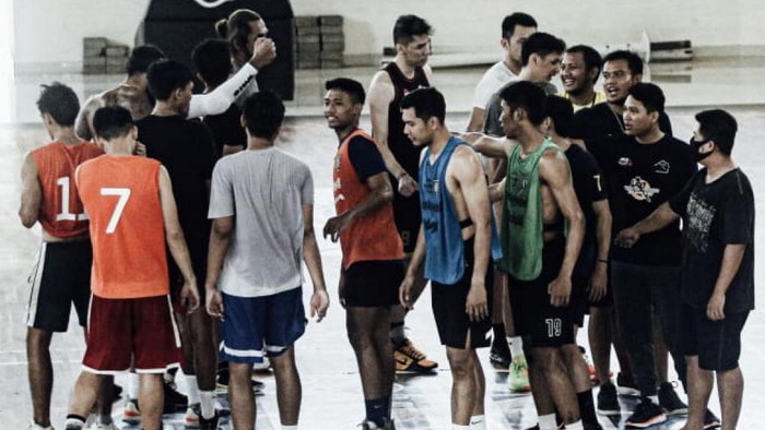 Bali United kembali ke Pulau Dewata karena IBL 2021 belum bisa jalan.