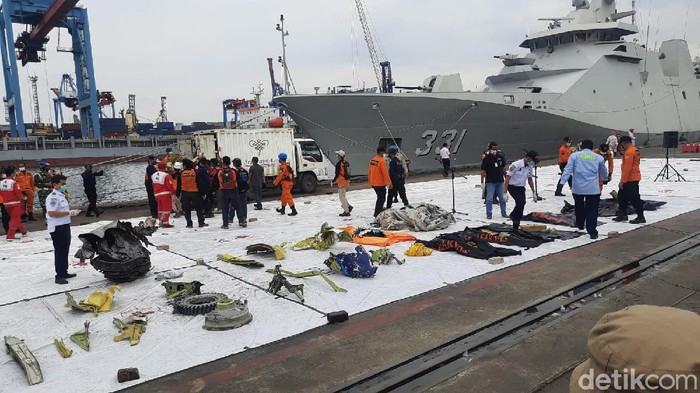 Basarnas Terima Lagi 7 Kantong Bagian Tubuh dari Evakuasi Sriwijaya Air
