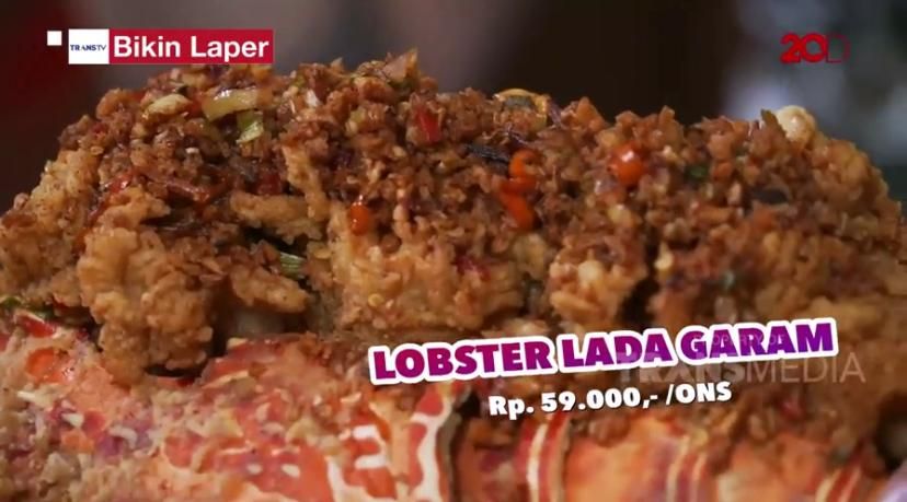 Bikin Laper! Kalap Makan Ayam Bakar Bambu dan Lobster Lada Garam