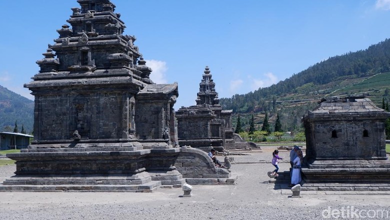 Candi Arjuna di Dieng Candi Arjuna di Dieng