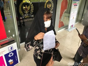 Dewi Tanjung Laporkan Fadli Zon ke MKD DPR Terkait Diviralkan Like Bokep