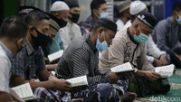 Doa bersama itu digelar untuk para korban kecelakaan pesawat Sriwijaya Air SJ182 yang jatuh di perairan Kepualauan Seribu.