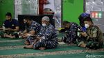 Doa Bersama untuk Korban Sriwijaya Air SJ182 di KRI Semarang