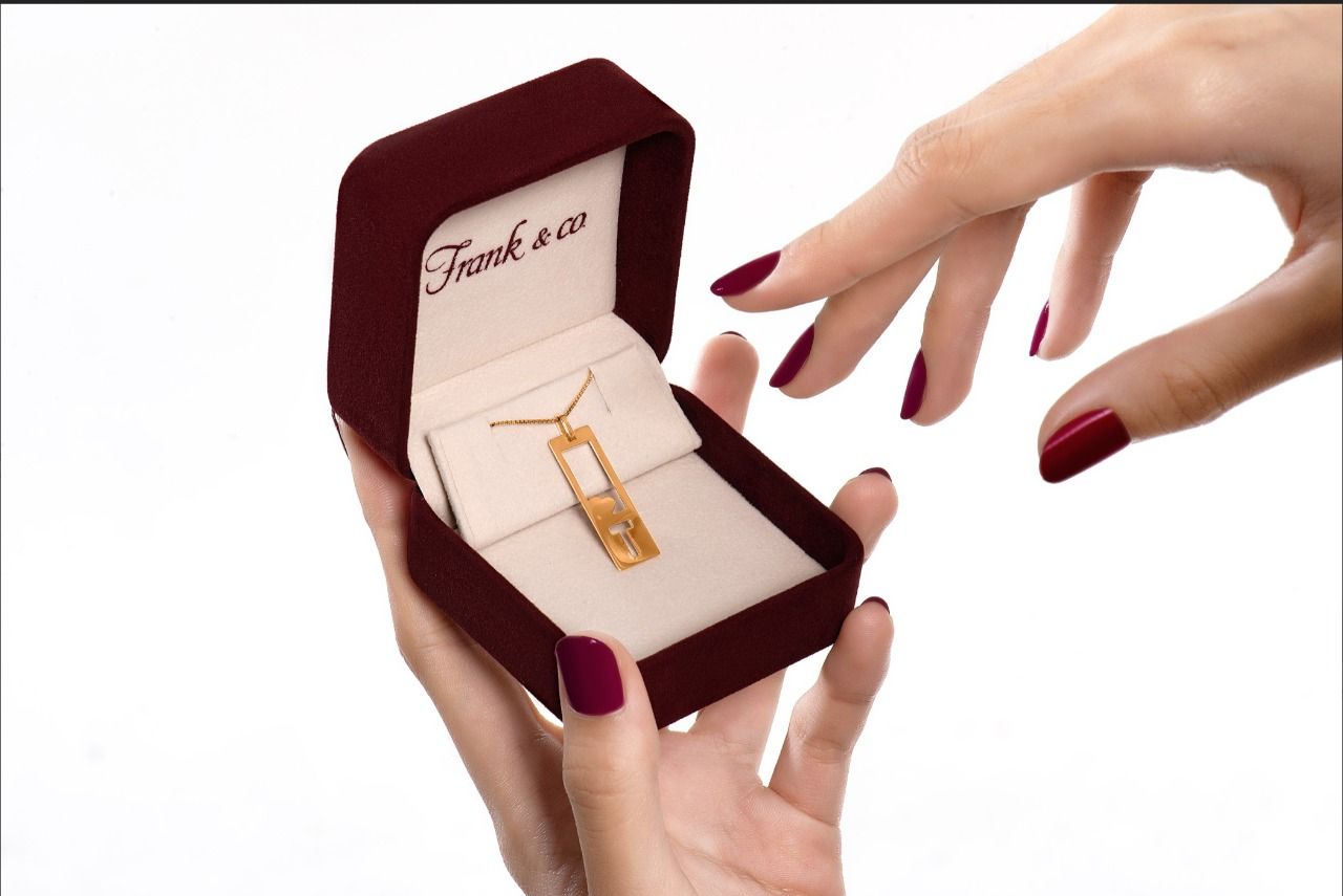 Frank & Co Frank & Co