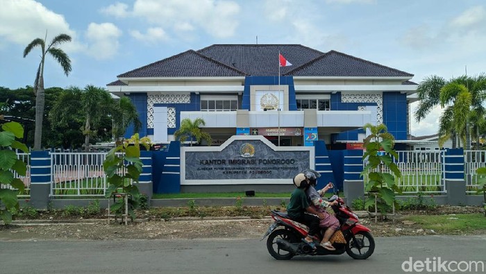Kantor Imigrasi Ponorogo Ditutup Usai Tiga Pegawai Reaktif