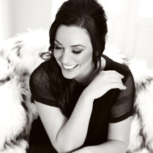 Uniknya, mengikuti kontes kecantikan membuat Katrina takut. Baginya, mengikuti kontes kecantikan lebih menakutkan dibanding harus berperang.  Foto: dok. Instagram