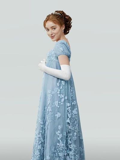 Phoebe Dynevor Phoebe Dynevor