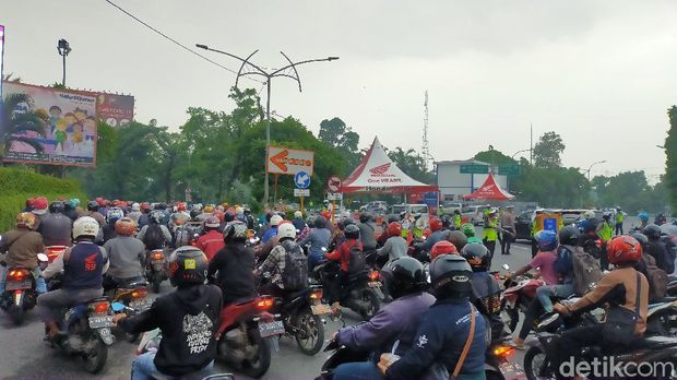 ppkm di surabaya