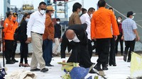 Seperti diketahui, pesawat Sriwijaya Air SJ182 rute Jakarta-Pontianak jatuh di perairan Kepulauan Seribu, pada Sabtu, 9 Januari 2021, pukul 14.40 WIB. Pesawat hilang kontak setelah 4 menit mengudara. Operasi SAR masih terus dilakukan hingga saat ini. Bagian serpihan pesawat sudah mulai ditemukan, dan tim gabungan pun telah mendeteksi keberadaan black box pesawat di lokasi.