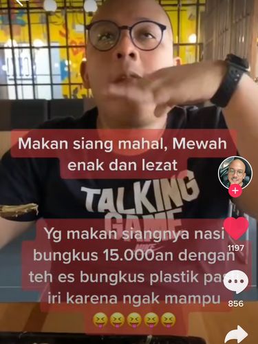 Selalu Pamer Makanan Mahal, Pria Ini Hina Makanan Orang Miskin yang Murah