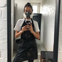 Karya-karya dari wanita itu pun sering mendapat pujian. Kebanyakan karya-karyaku dibuat langsung. Anehnya aku menyukai proses membuat pot yang lambat dan banyak langkah yang mana tergantung dari faktor-faktor tak terduga artinya bisa butuh 4-6 minggu untuk setiap barangnya selesai, ungkap Shenyue. Foto: Instagram @shenyueding/ @supperceramics