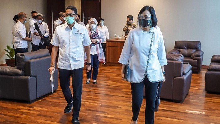 Sri Mulyani dan Sandiaga Uno