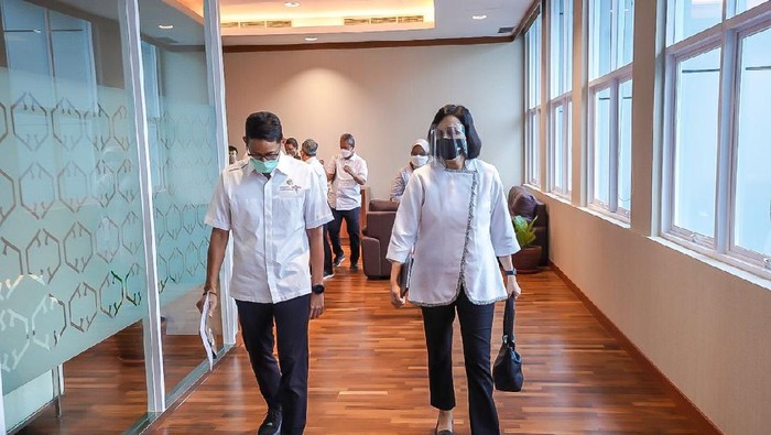 Sri Mulyani dan Sandiaga Uno