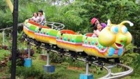 Wahana permainan lainnya yang tak kalah seru di antaranya ada roller coaster mini, trampolin park, fantasy land, hingga dino park. (dok. Taman Wisata Matahari)