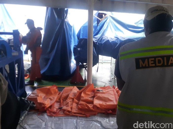Temuan Basarnas saat evakuasi SJ182 (Afzal Nur Iman/detikcom)