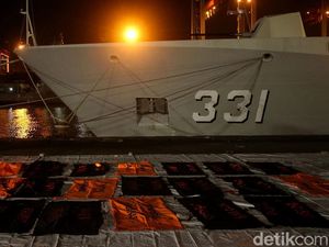 Basarnas Kembali Terima 46 Kantong Isi Bagian Tubuh-Serpihan Sriwijaya Air