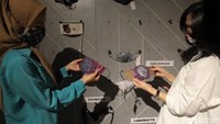 Pada penyelenggaraan kali ini pameran masker Indonesia bertemakan Masker X Recycle Material.