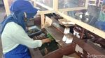Ada PPKM, Pabrik Rokok Batasi Jumlah Pekerja