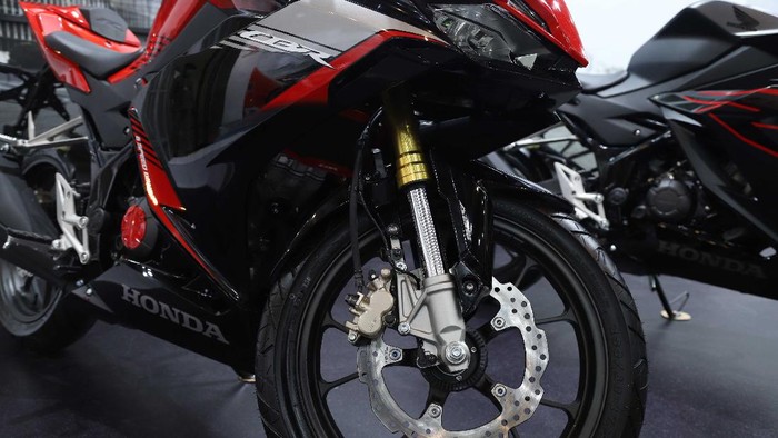 PT Astra Honda Motor (AHM) resmi merilis All New CBR150R, Selasa (12/1/2021). Motor ini punya fitur baru berupa assist slipper clutch dan penggunaan upside-down.