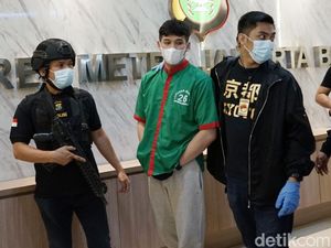 JPU Vs Kuasa Hukum Mantan Suami Nindy Ayunda Soal Senpi Ilegal