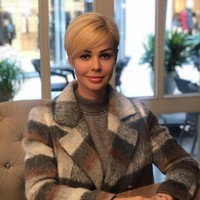 Ceylan Ozgul, salah satu wanita yang berhasil kabur dari sekte kriminal pria kontroversial Harun Yahya. Kehidupan Ceylan dulu saat masih menjadi kittens, sebutan wanita pendamping Harun Yahya sangat berbeda jauh dengan sekarang. Foto: dok. Instagram