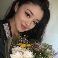 Lewat akun Instagram, Dayana sering mengunggah foto-foto dirinya. Sejak viral, jumlah pengikutnya terus bertambah. Kini, ia memiliki hampir 150 ribu followers di Instagram. (Foto: Instagram/@demi.demik)