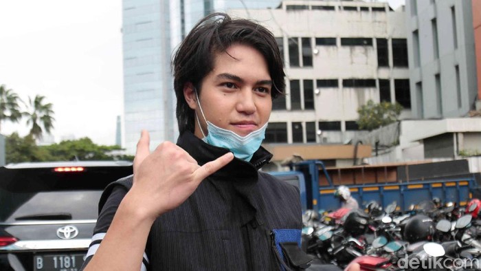 El Rumi saat ditemui di kawasan studio Trans TV.