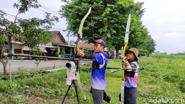 Fachrurrozi Manunggal, Gechia Zabiela Manunggal, atlet panahan asal Jatim
