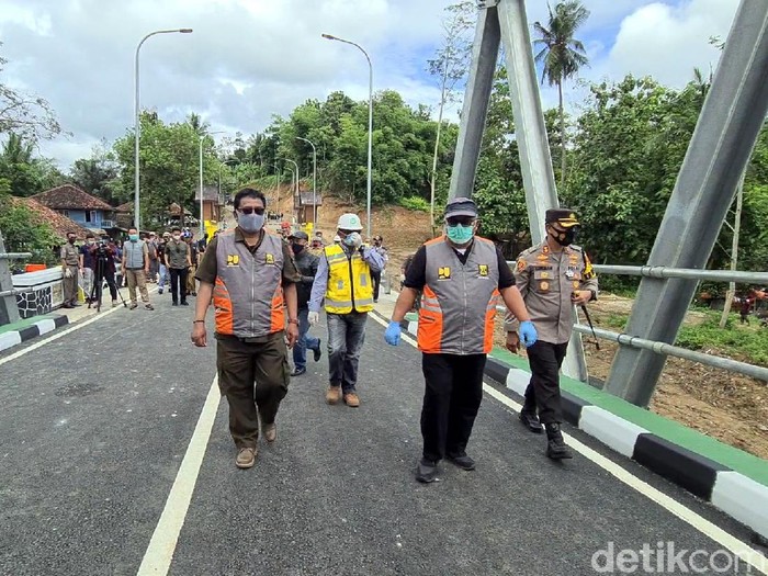 Jembatan Cibuni Sukabumi