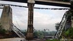 Ini Foto Jembatan KA di Brebes yang Putus Diterjang Banjir